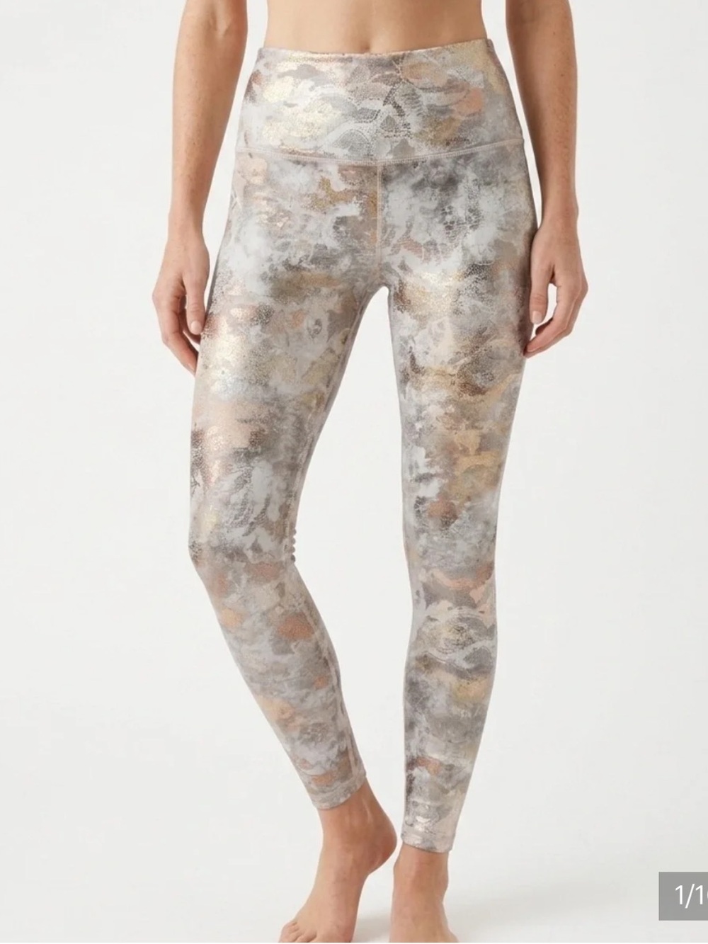 Athleta Elation Gilded Tight Gold Soft Legging Sz Medium
